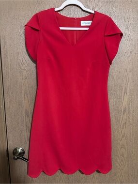 Camilyn Beth Dress Womens 4 Red Scallop Hem Tulip Sleeve Cocktail Sheath USA